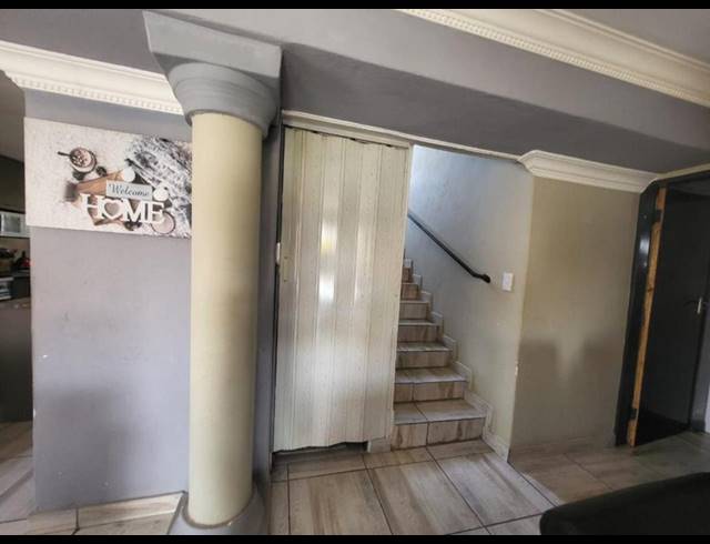 4 BEDROOM HOUSE FOR SALE IN TLHABANE WEST